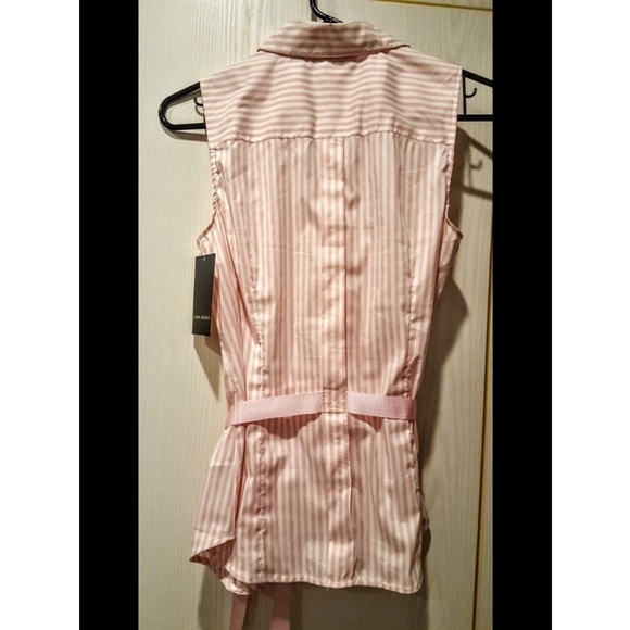 💕ZARA💕 Sleeveless Blouse with Satin Bow - Picture 7 of 7